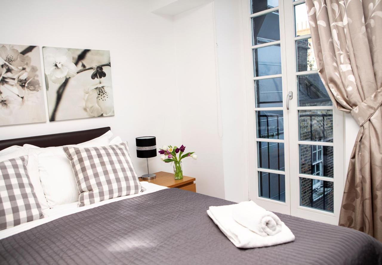 Apt 3, Trafalgar Sq Duplex, 3Rd & 4Th Floor By Indigo Flats Londýn Exteriér fotografie